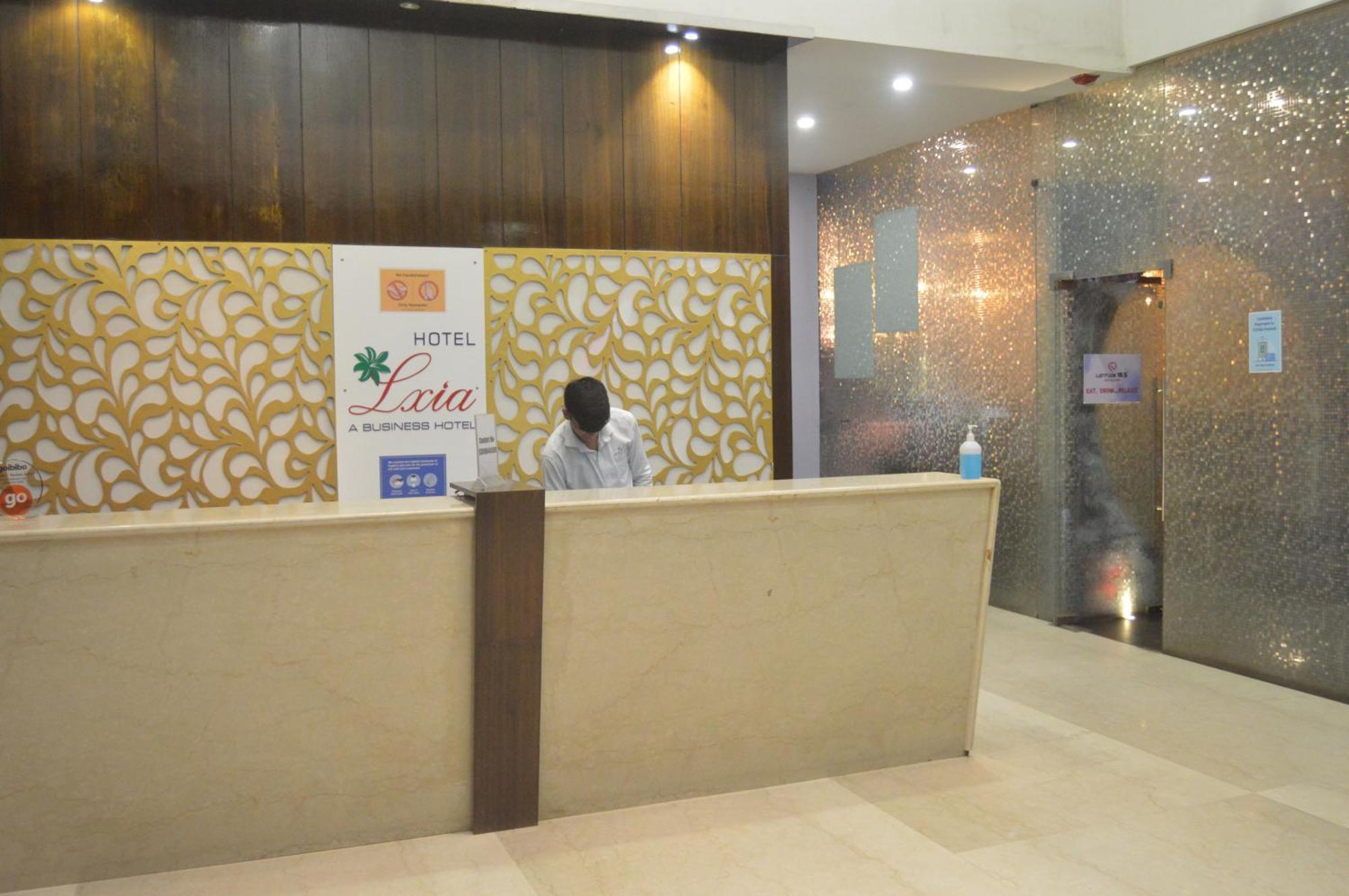 Hotel Lxia Hinjewadi - Indian Nationals Only Pimpri-Chinchwad Екстер'єр фото
