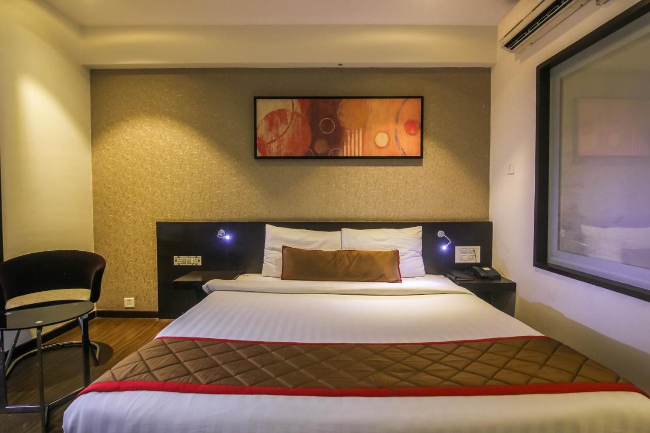 Hotel Lxia Hinjewadi - Indian Nationals Only Pimpri-Chinchwad Екстер'єр фото